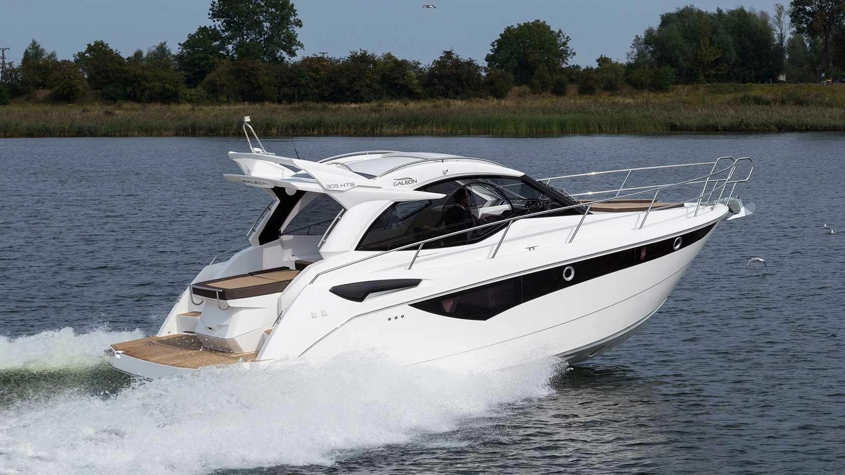 卡帝尔（Galeon）305 HTS