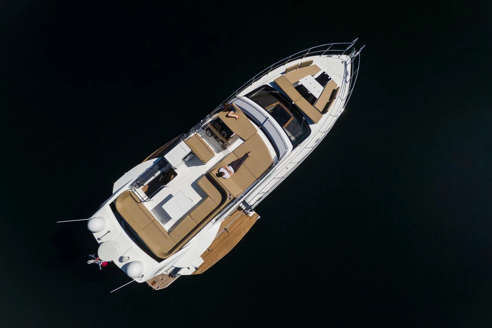 卡帝尔（Galeon）460 FLY