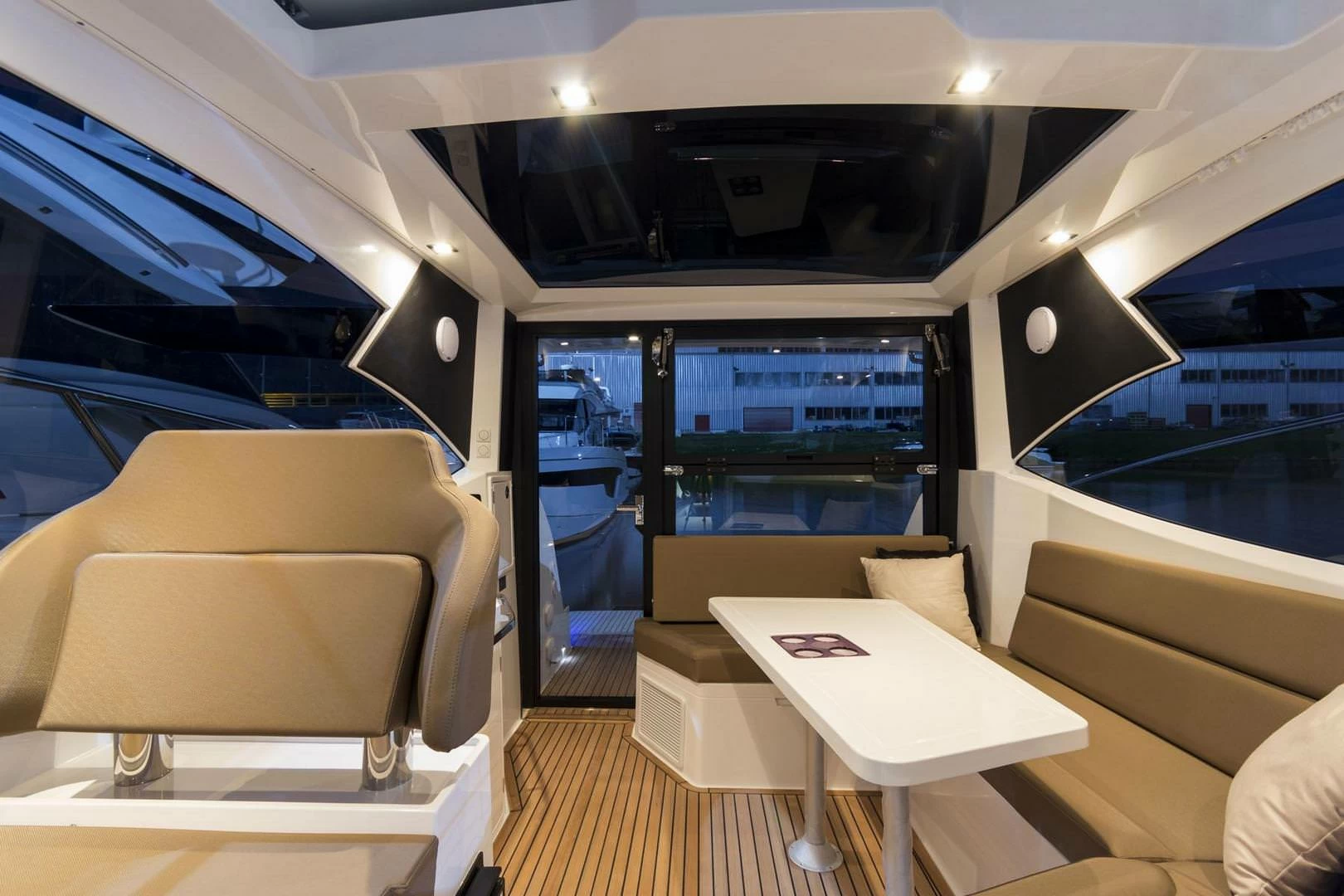 卡帝尔（Galeon）365 HTS