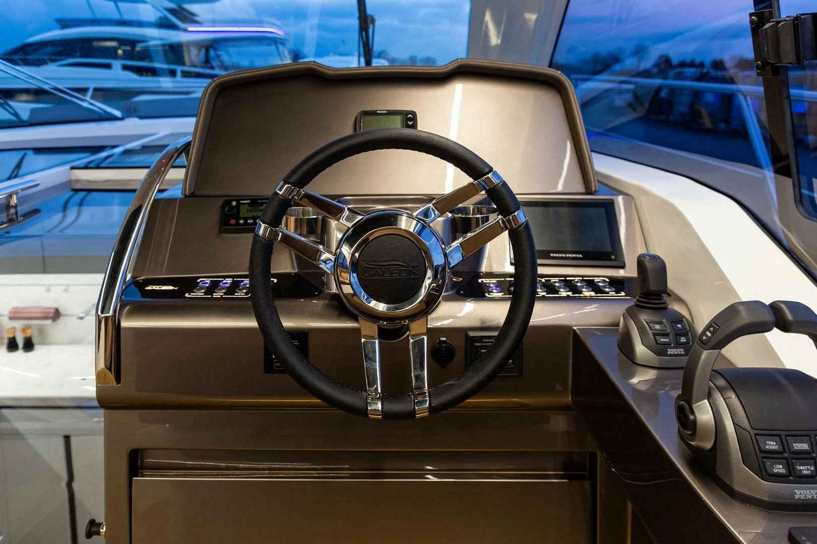 卡帝尔（Galeon）405 HTS