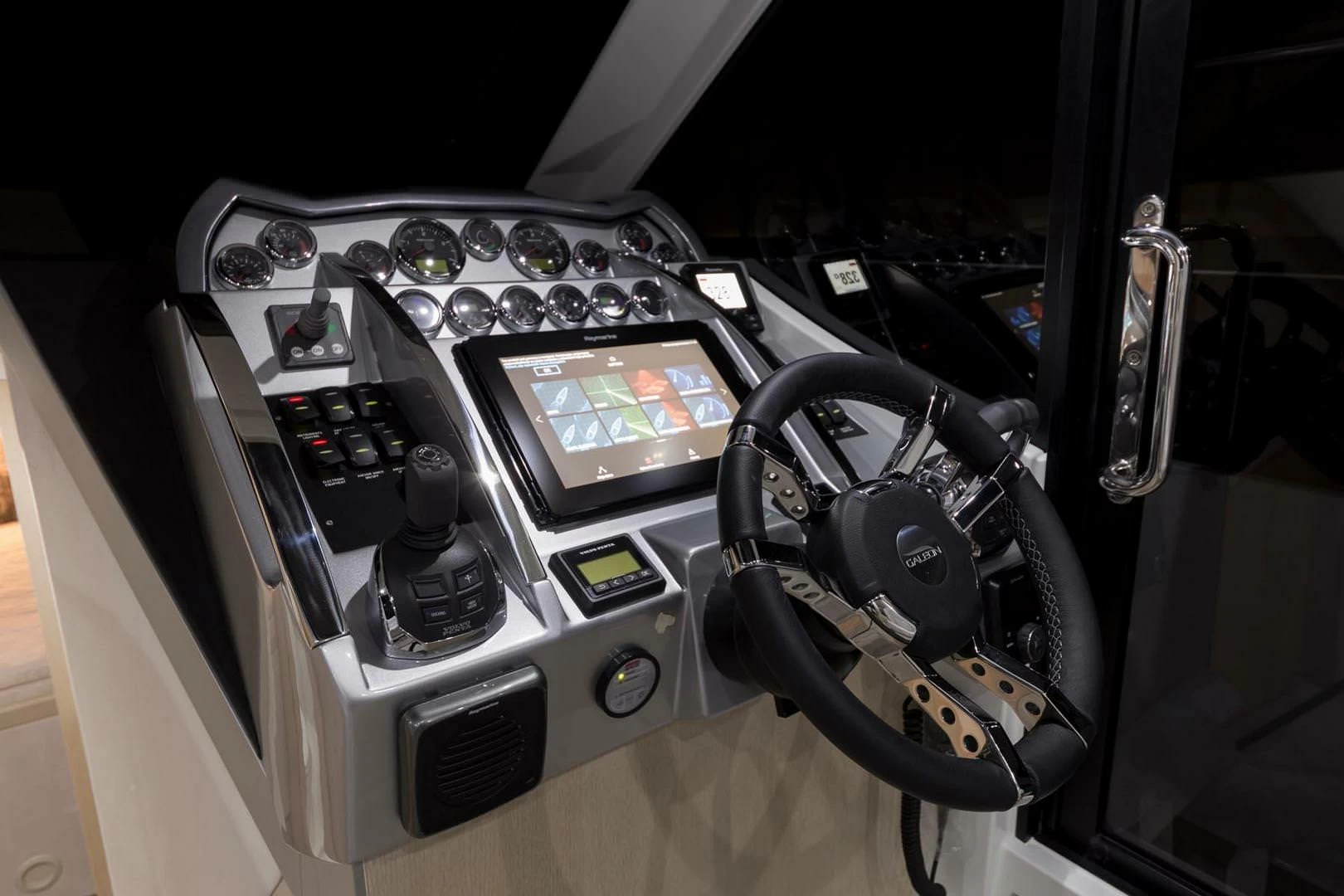 卡帝尔（Galeon）370 HTC