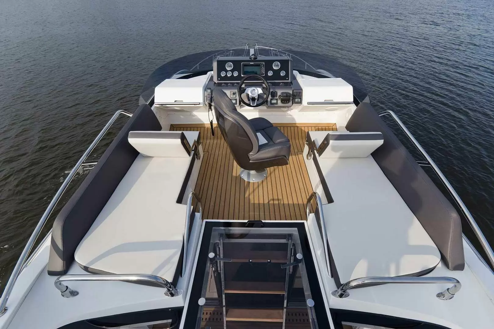卡帝尔（Galeon）430 SKYDECK
