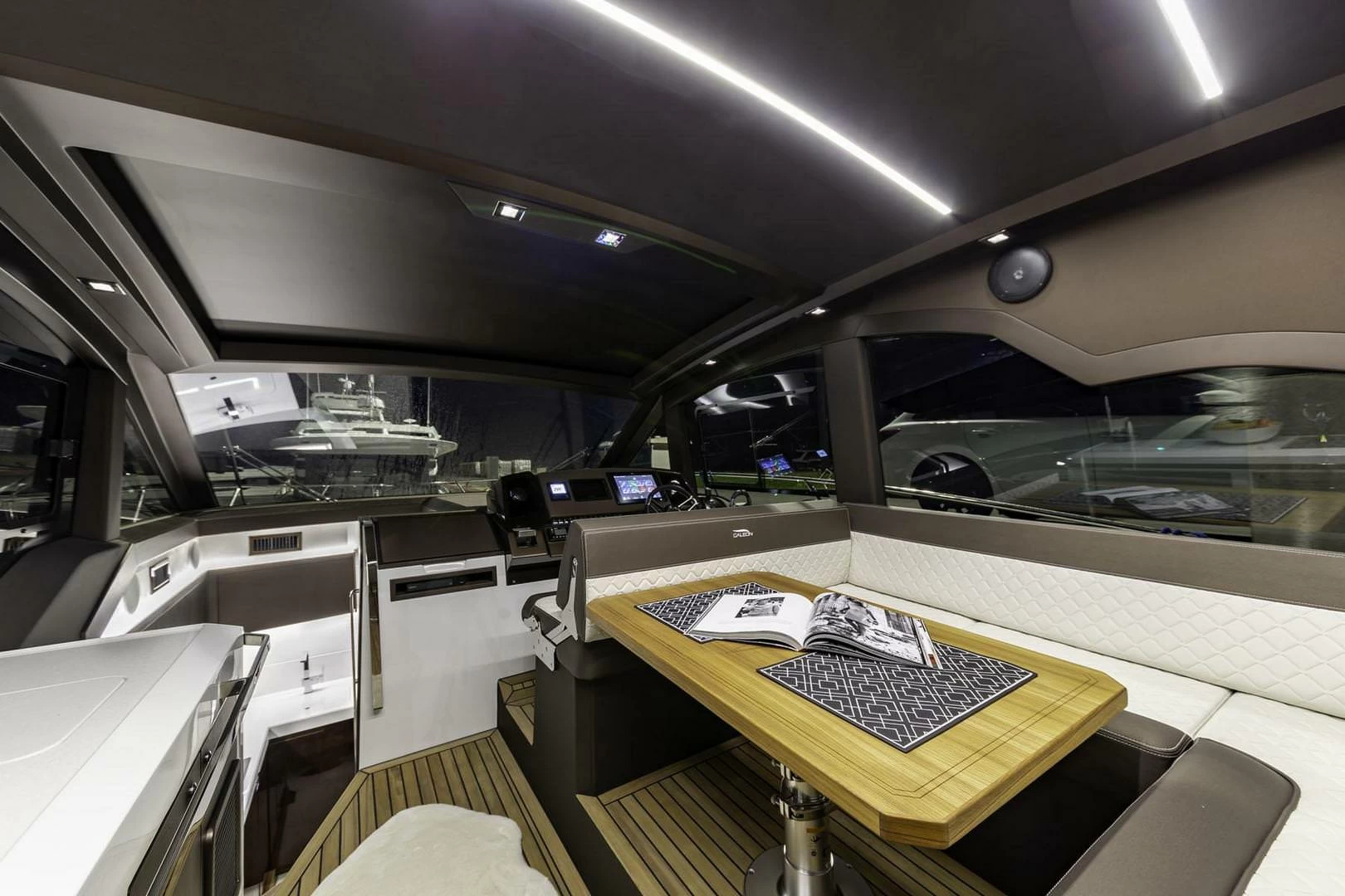 卡帝尔（Galeon）425 HTC