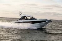 卡帝尔（Galeon）325 GTO