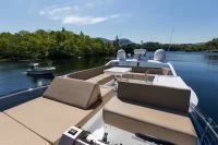 卡帝尔（Galeon）460 FLY
