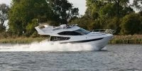卡帝尔（Galeon）420 FLY	