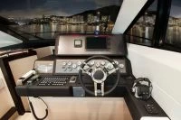 卡帝尔（Galeon）420 FLY	