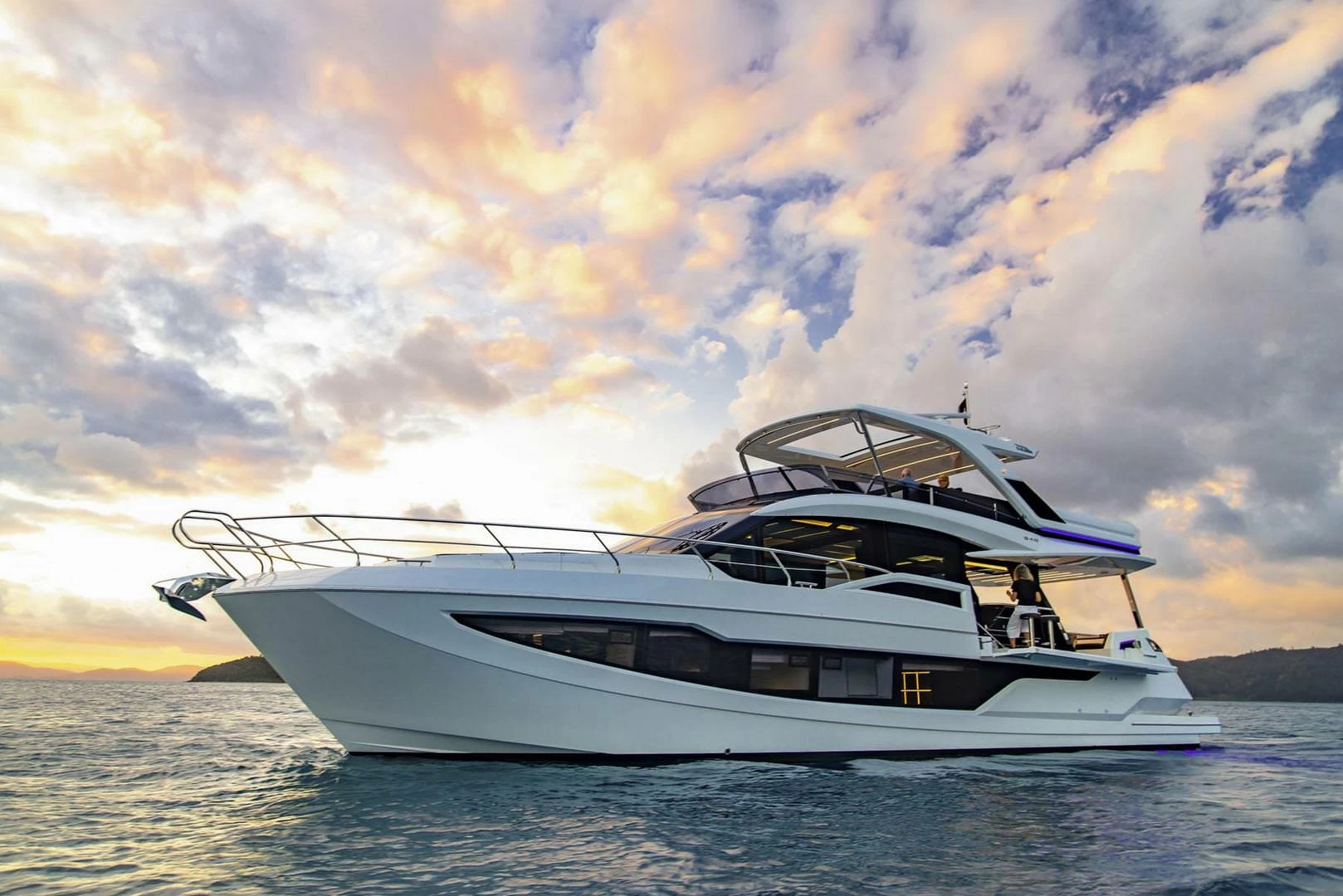 卡帝尔（Galeon）640 FLY