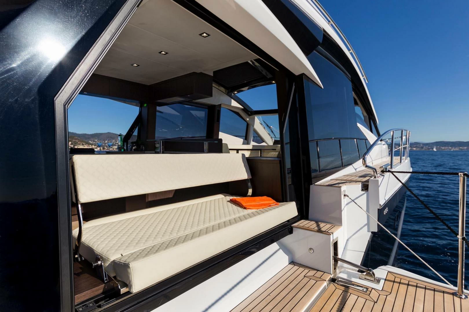 卡帝尔（Galeon）510 SKYDECK