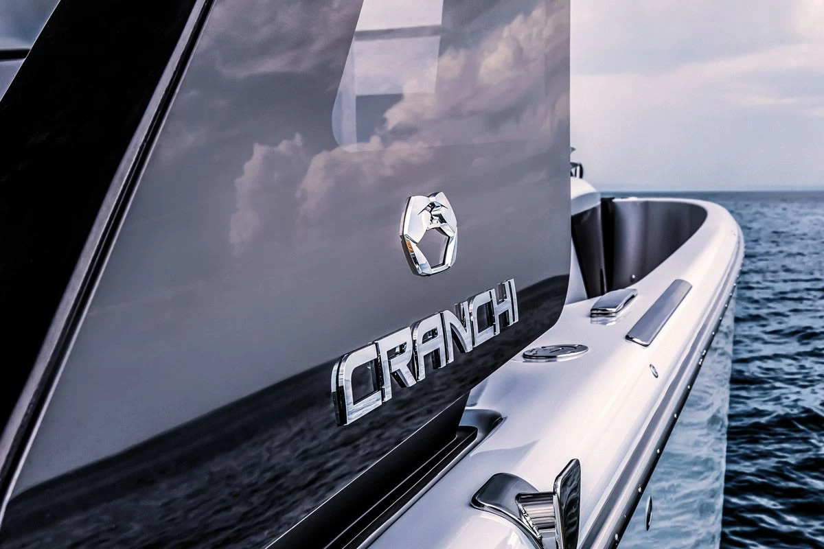 卡兰奇（Cranchi）A46 Luxury Tender