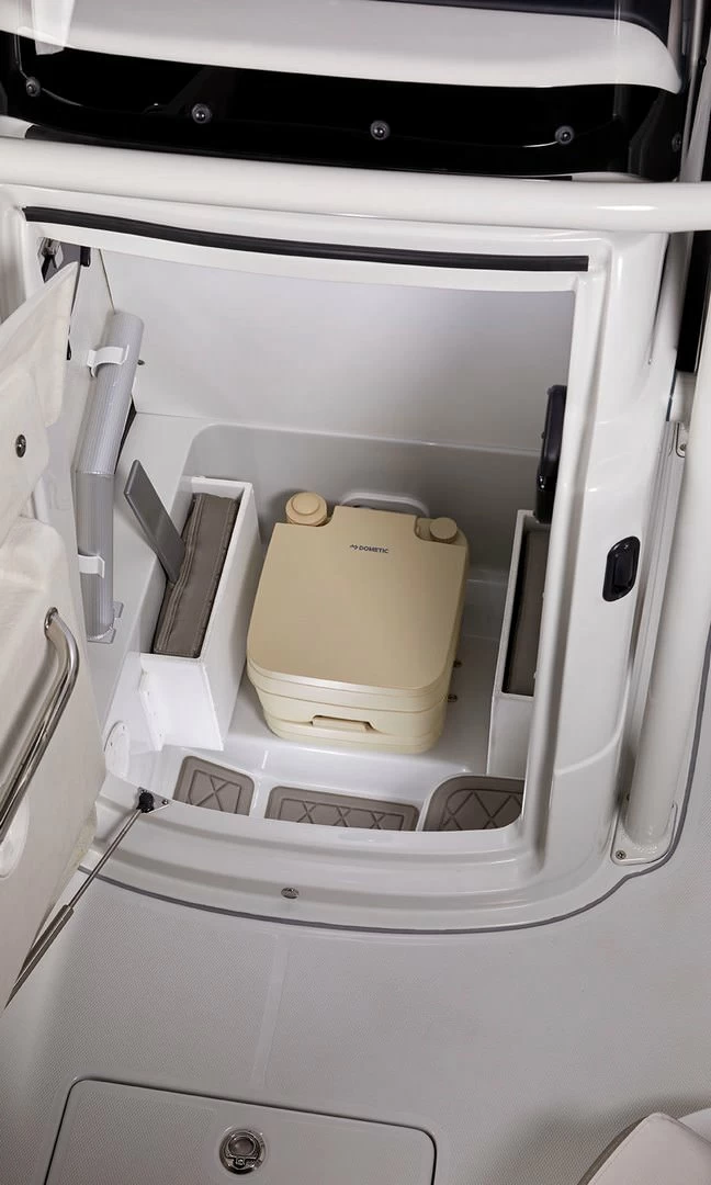 科罗娜（Crownline）220 CC