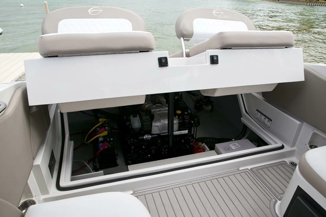 科罗娜（Crownline）E 305
