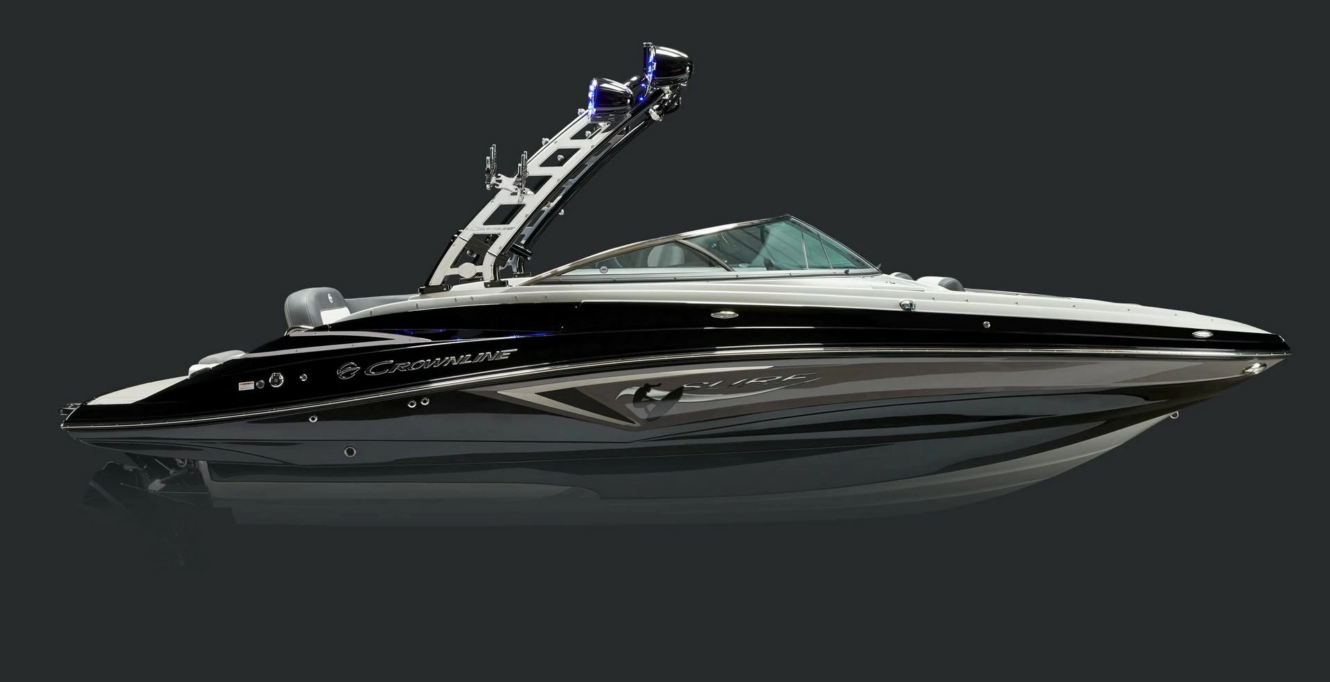 科罗娜（Crownline）255 SS SURF