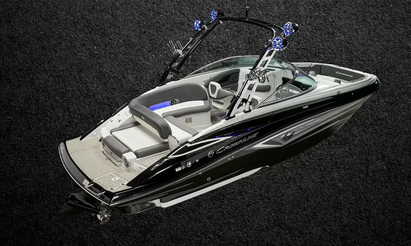 科罗娜（Crownline）E 255 SURF