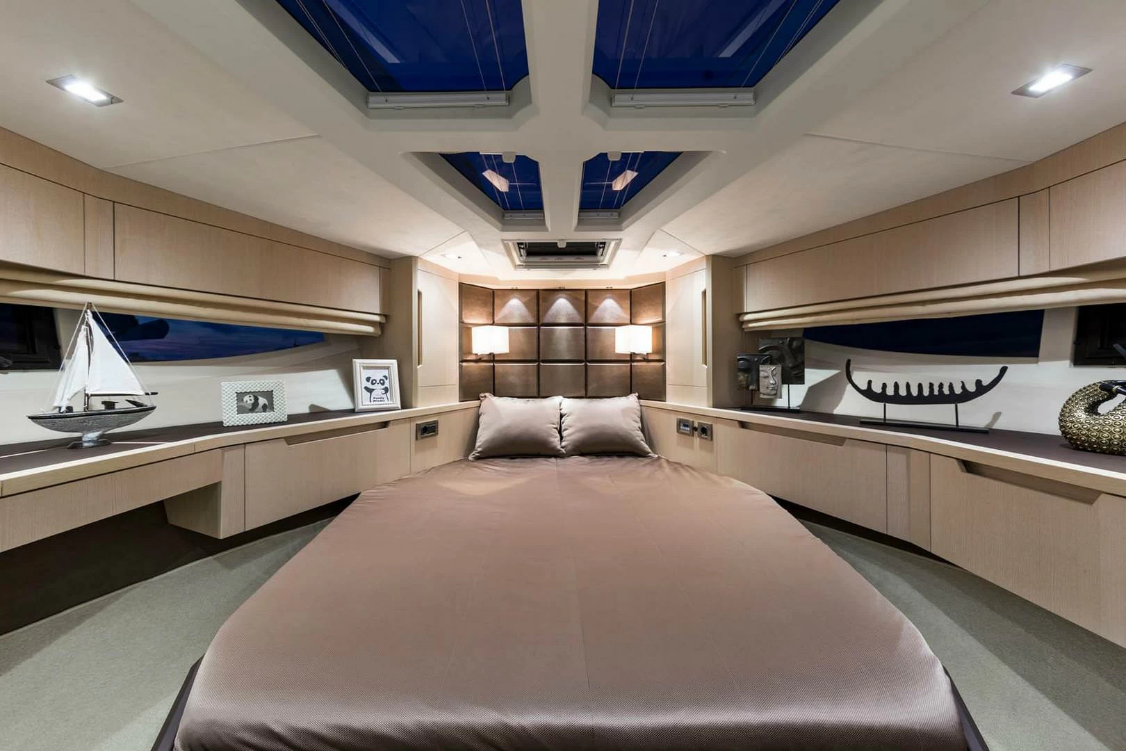 卡帝尔（Galeon）510 SKYDECK