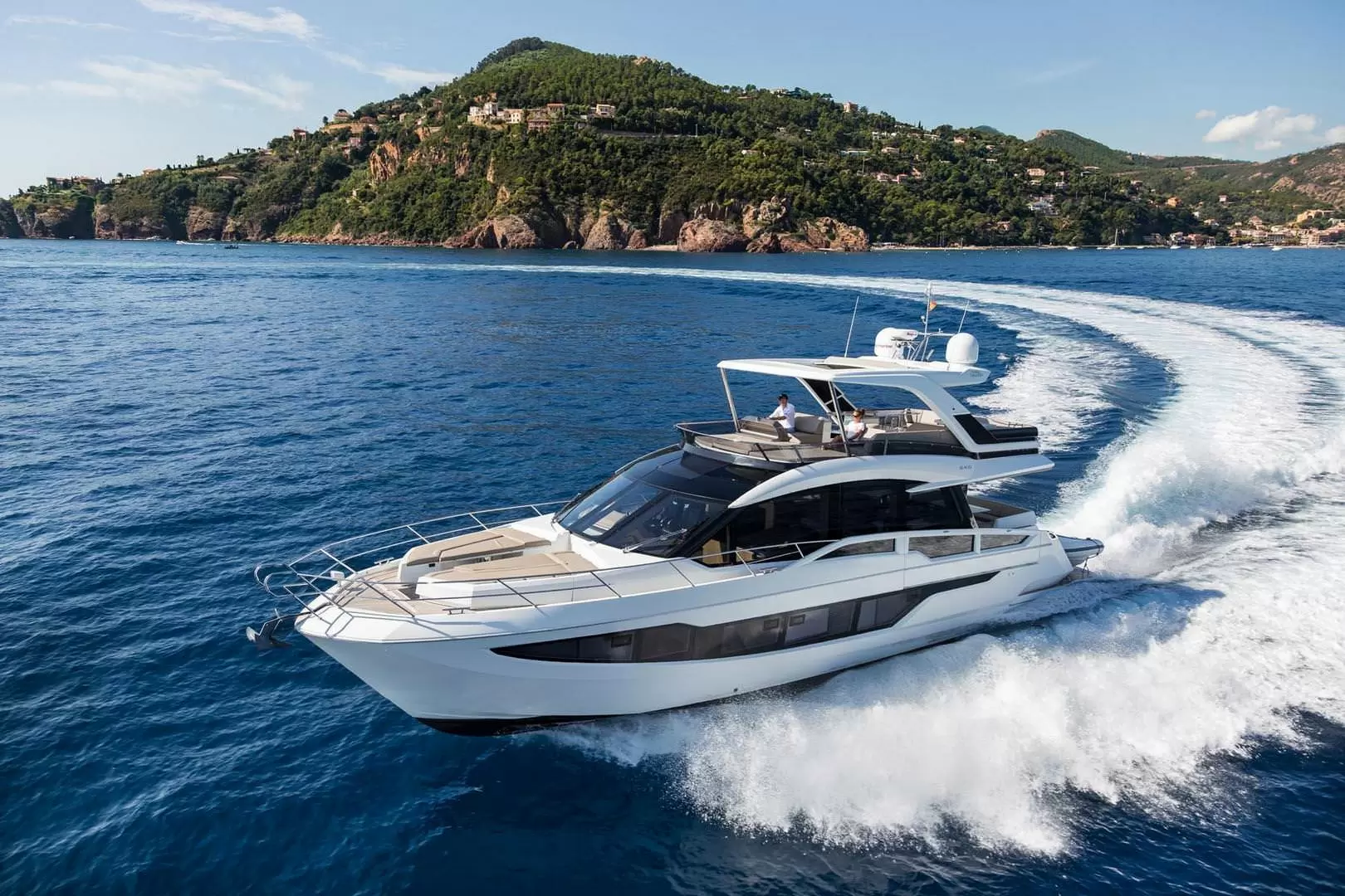 卡帝尔（Galeon）640 FLY