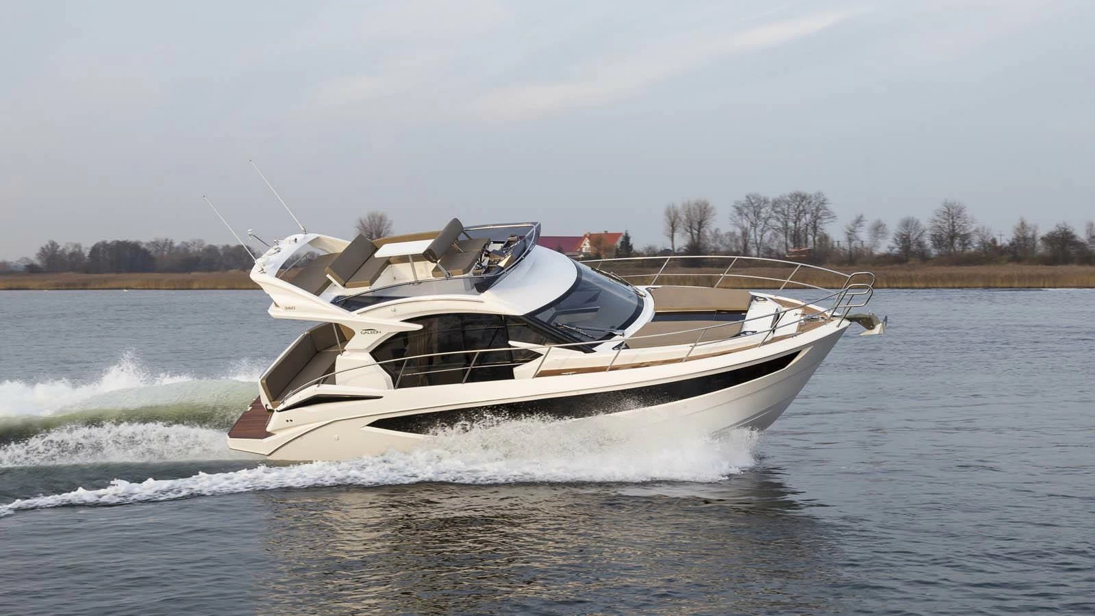 卡帝尔（Galeon）360 FLY