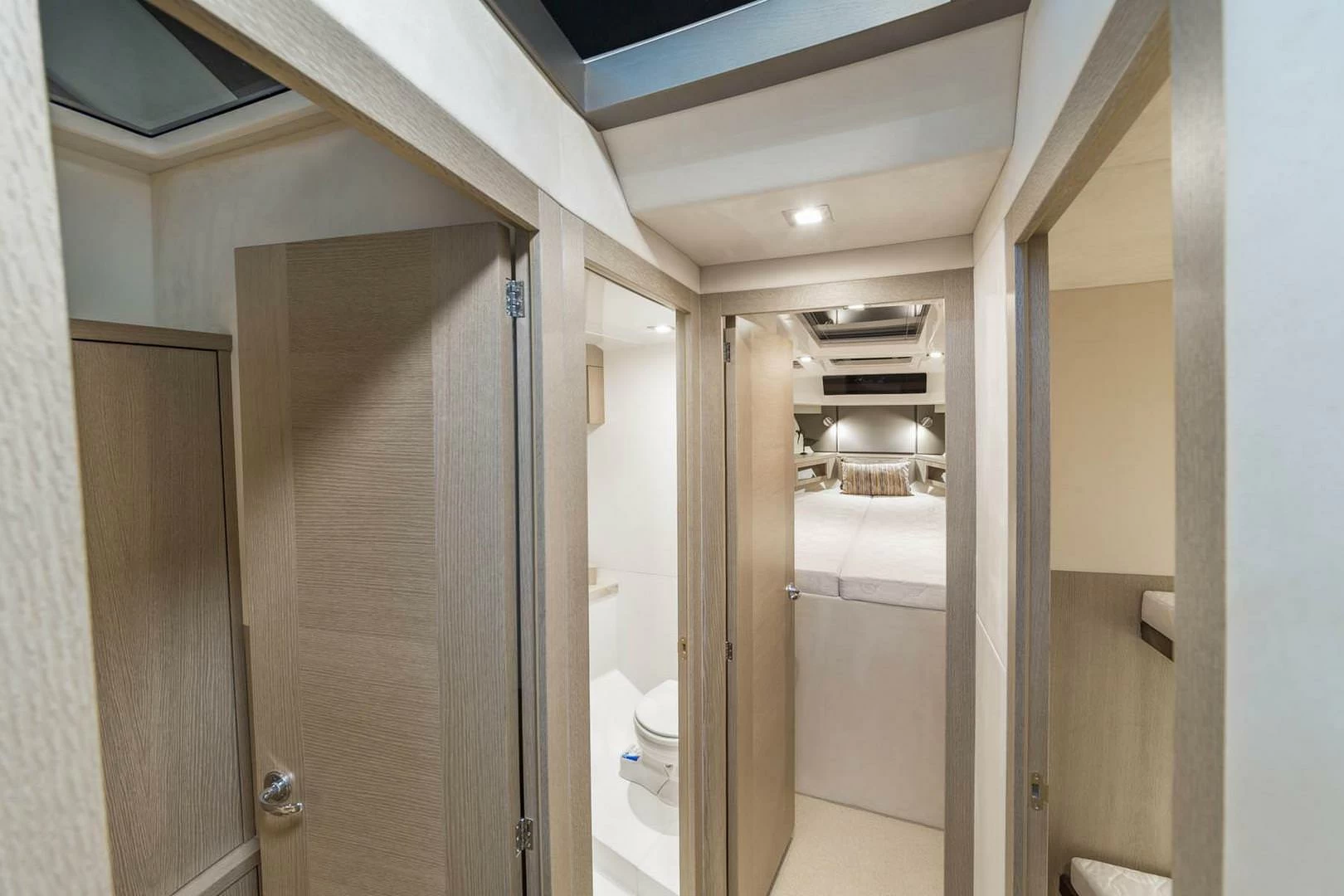 卡帝尔（Galeon）360 FLY