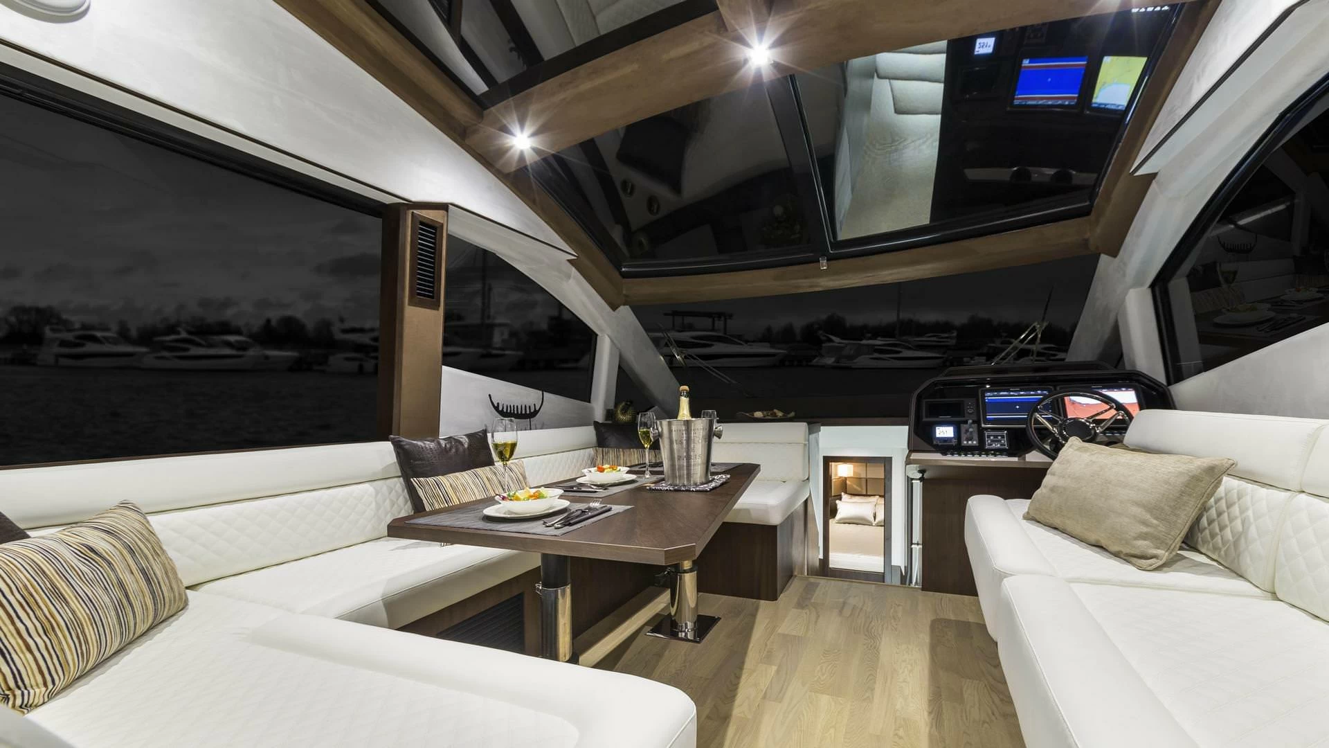 卡帝尔（Galeon）510 SKYDECK