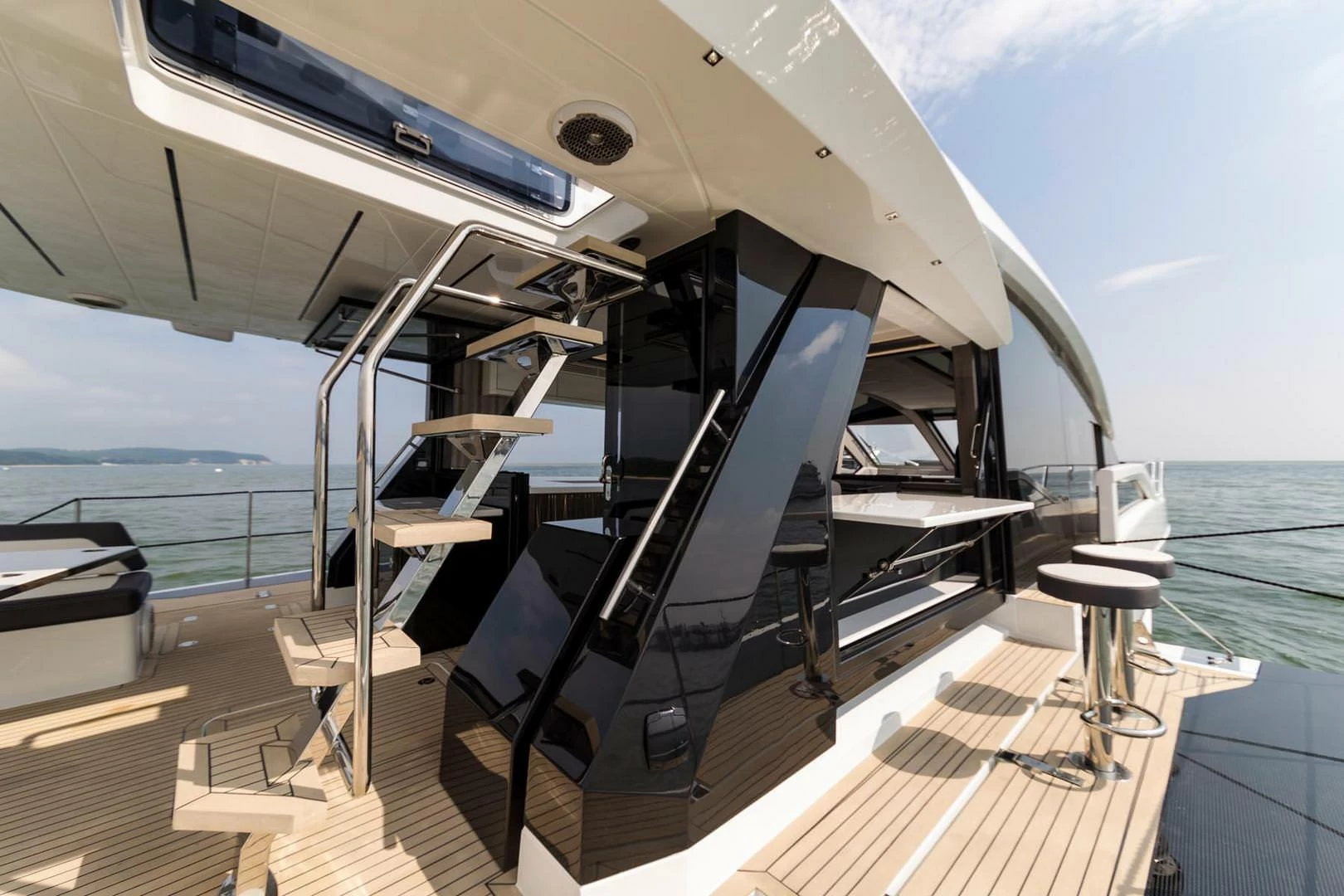 卡帝尔（Galeon）650 SKYDECK