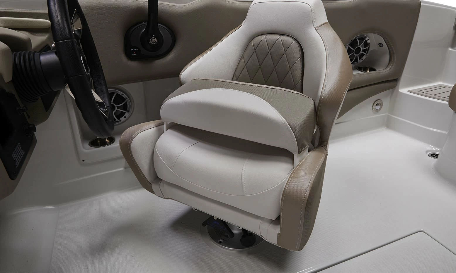 科罗娜（Crownline）E 205 XS