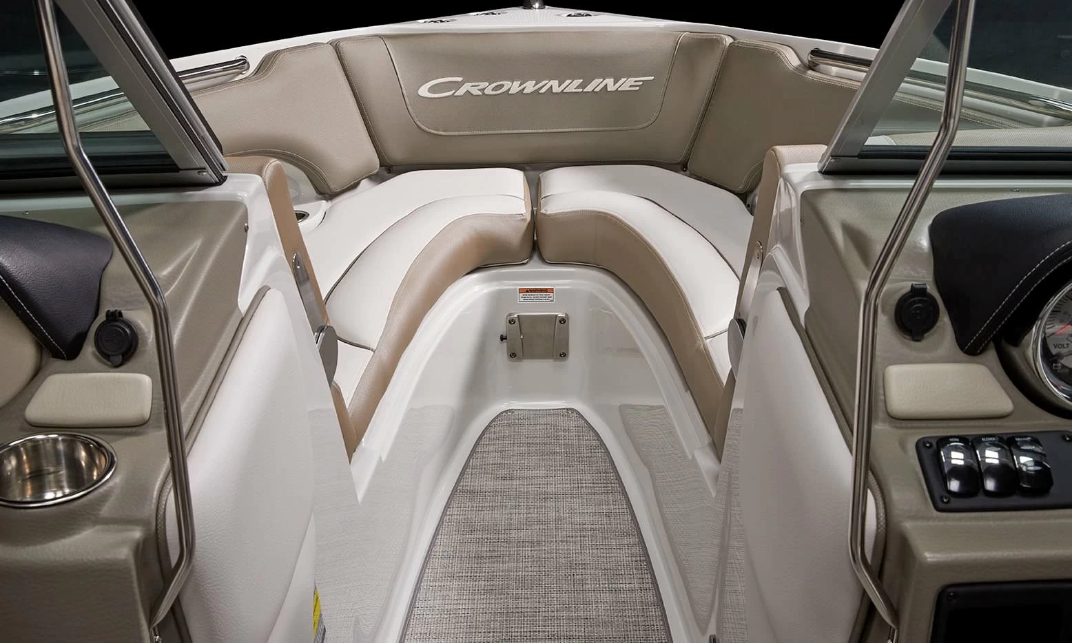 科罗娜（Crownline）220 SS