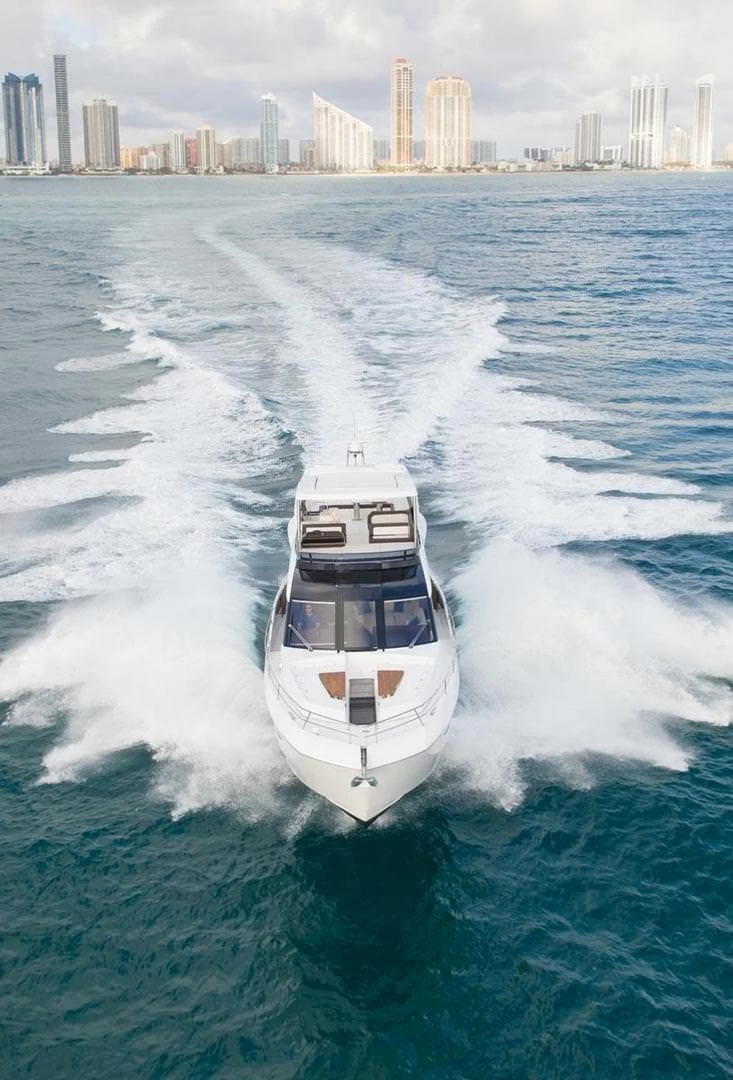 卡帝尔（Galeon）640 FLY