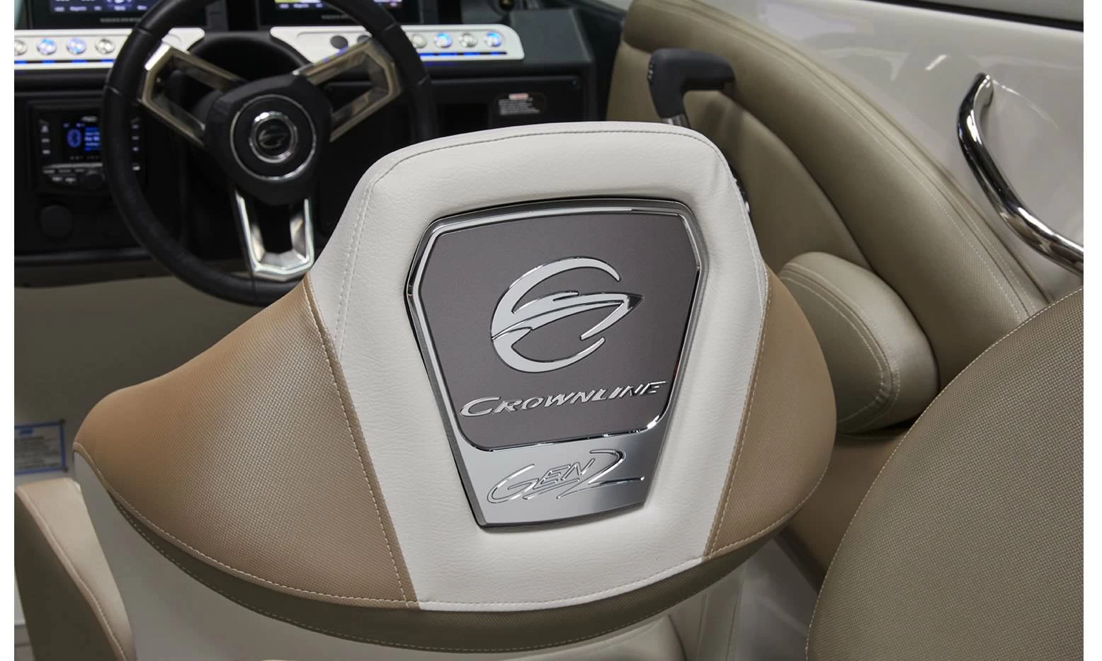 科罗娜（Crownline）E 275 SURF