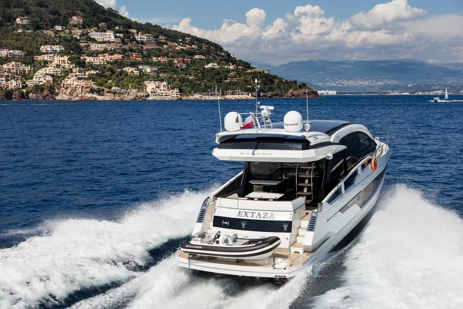 卡帝尔（Galeon）650 SKYDECK