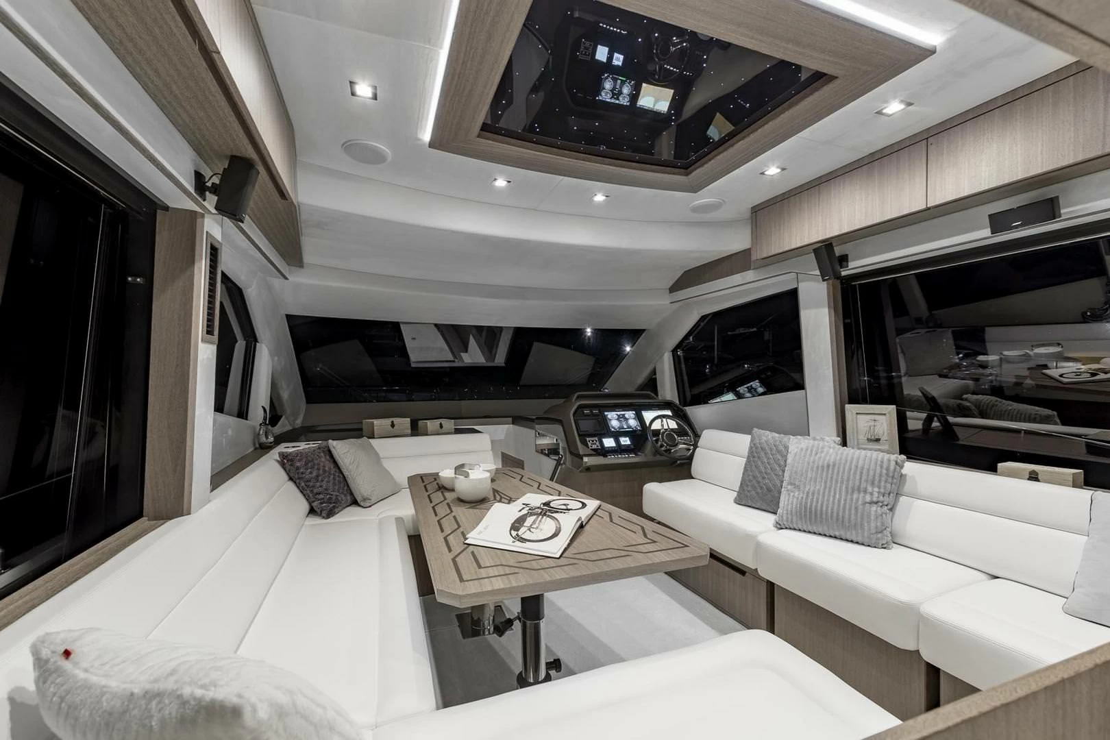 卡帝尔（Galeon）500 FLY
