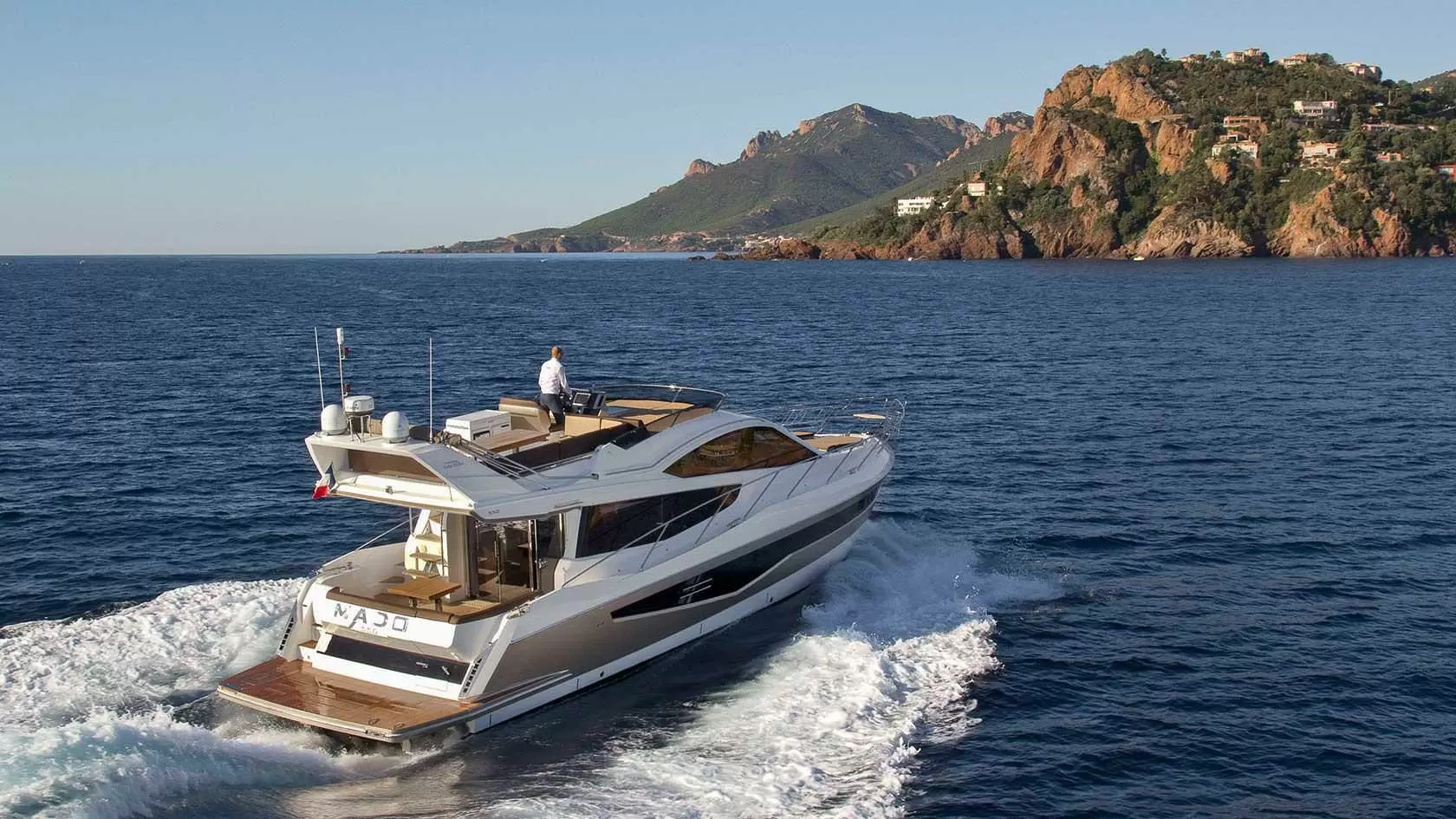 卡帝尔（Galeon）550 FLY
