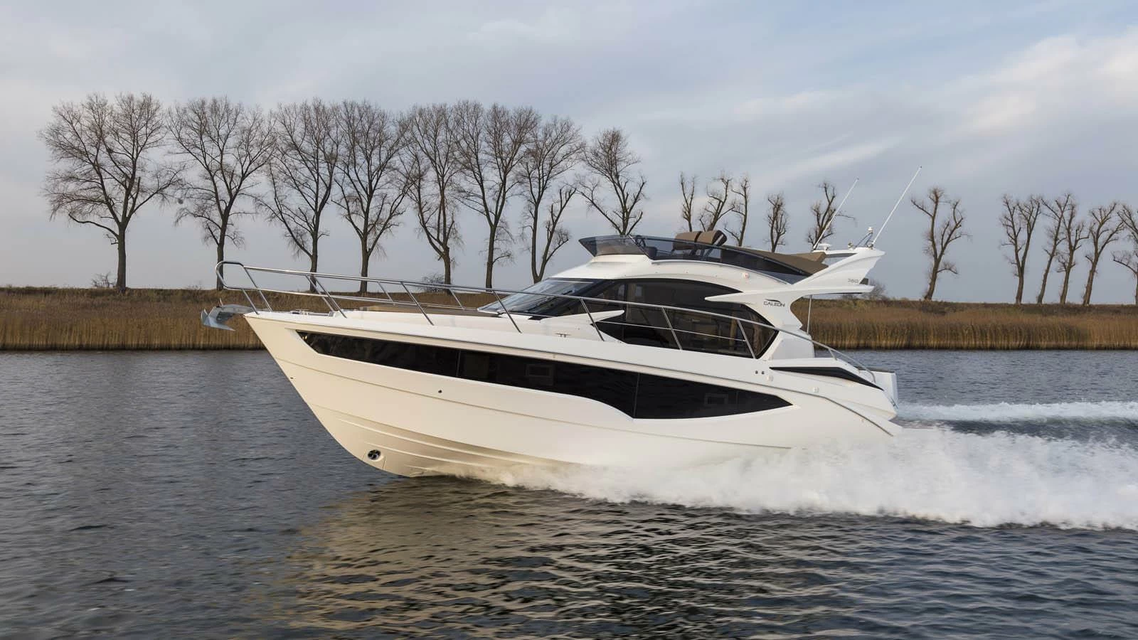卡帝尔（Galeon）360 FLY