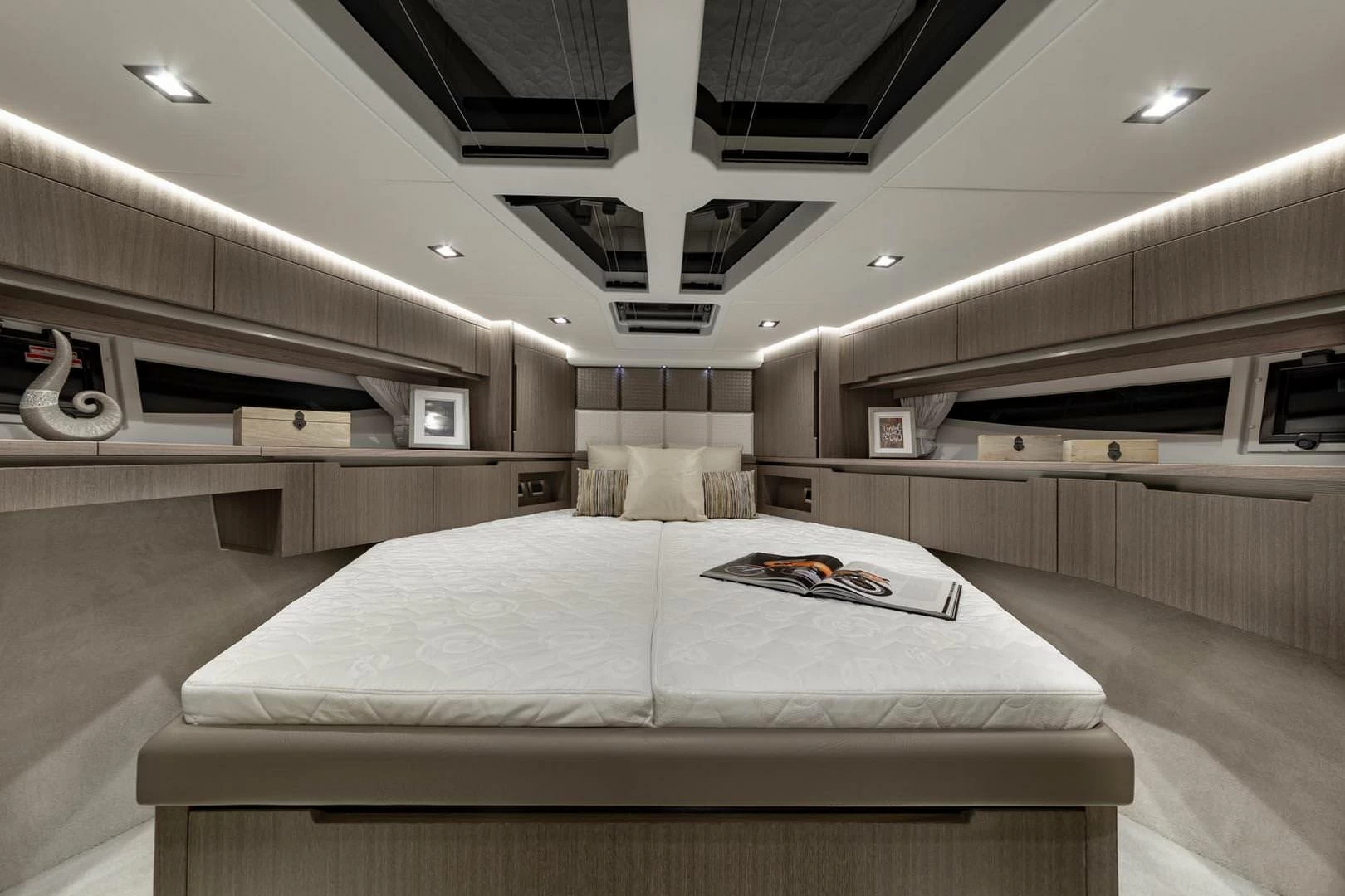 卡帝尔（Galeon）470 SKYDECK