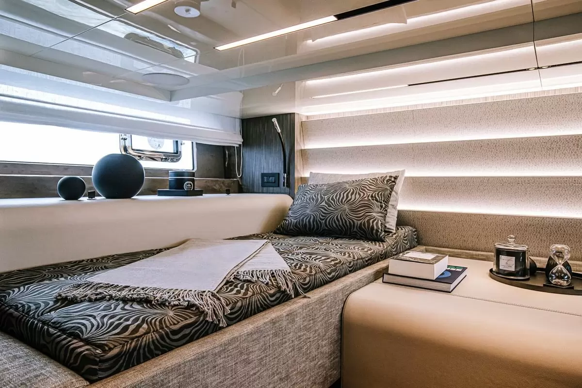 卡兰奇（Cranchi）A46 Luxury Tender