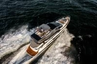 卡帝尔（Galeon）700 SKYDECK