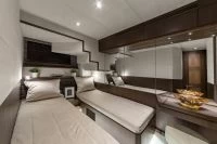 卡帝尔（Galeon）640 FLY