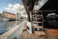 卡帝尔（Galeon）700 SKYDECK