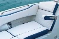 科罗娜（Crownline）E 235