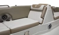 科罗娜（Crownline）E 205 XS
