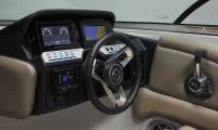 科罗娜（Crownline）E 275 SURF