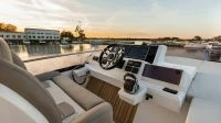 卡帝尔（Galeon）550 FLY