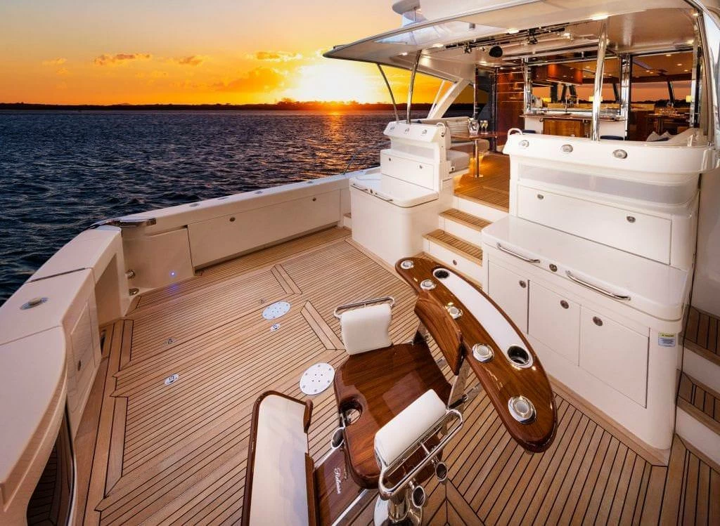 里维埃拉（Riviera）68 SPORTS MOTOR YACHT
