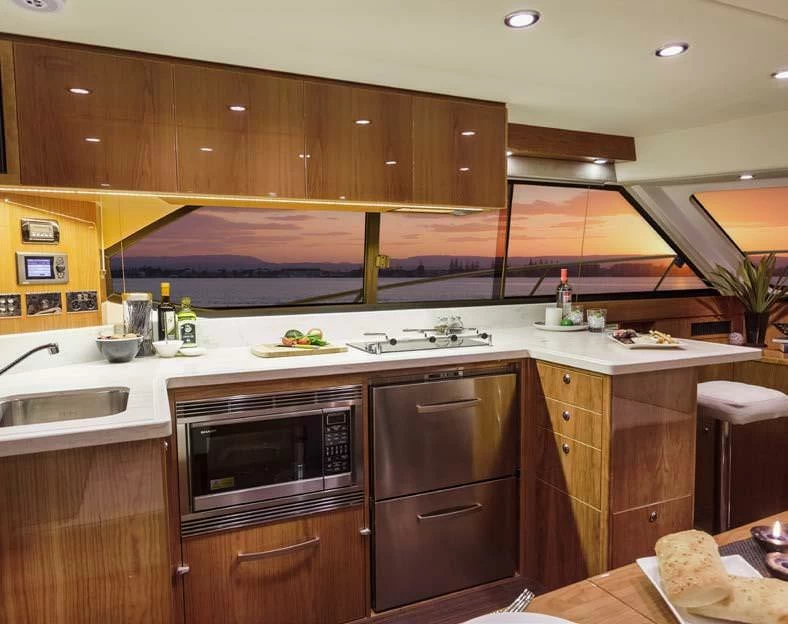 里维埃拉（Riviera）43 OPEN FLYBRIDGE