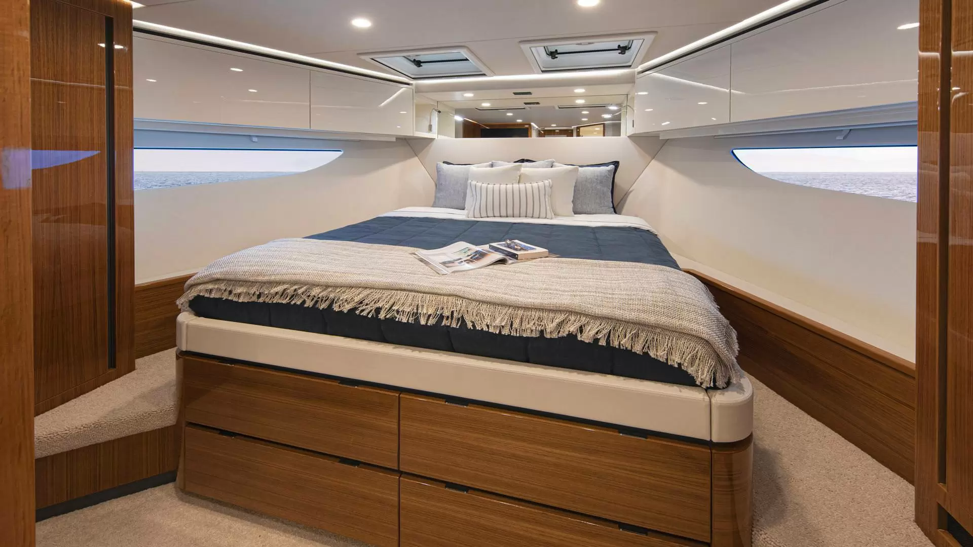 里维埃拉（Riviera）78 MOTOR YACHT