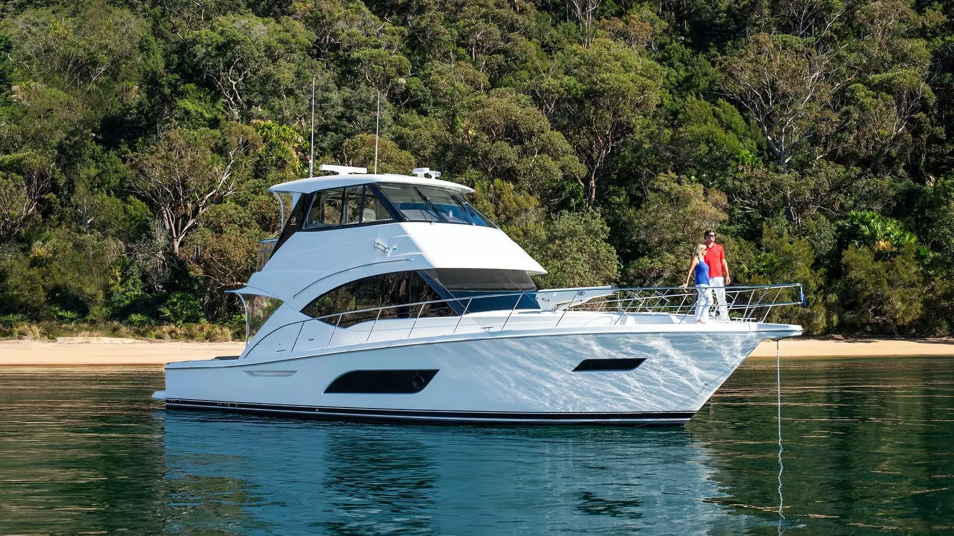 里维埃拉（Riviera）57 ENCLOSED FLYBRIDGE