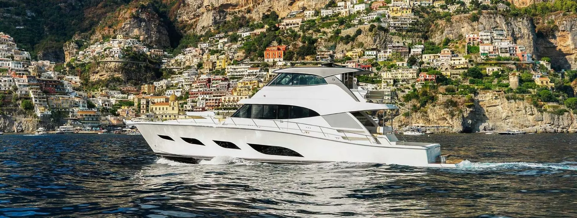 里维埃拉（Riviera）68 SPORTS MOTOR YACHT