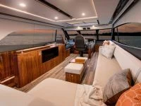 里维埃拉（Riviera）72 SPORTS MOTOR YACHT