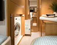 里维埃拉（Riviera）54 ENCLOSED FLYBRIDGE
