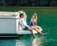 里维埃拉（Riviera）57 ENCLOSED FLYBRIDGE