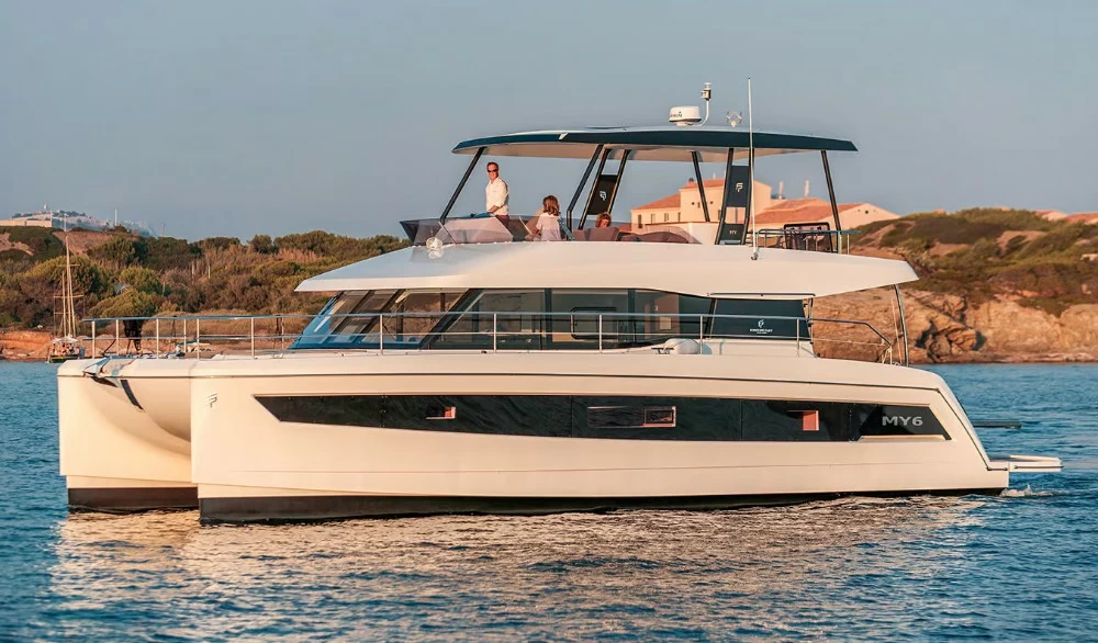 枫丹白露(Fountaine Pajot)MY6双体游艇:九百万